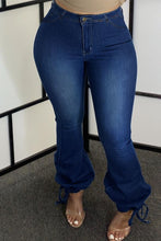 Load image into Gallery viewer, Dark Blue Street Print Buttons Plus Size