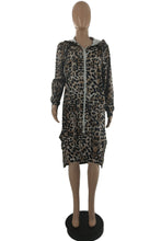 Load image into Gallery viewer, Camouflage Street Print Hooded Collar Outerwear